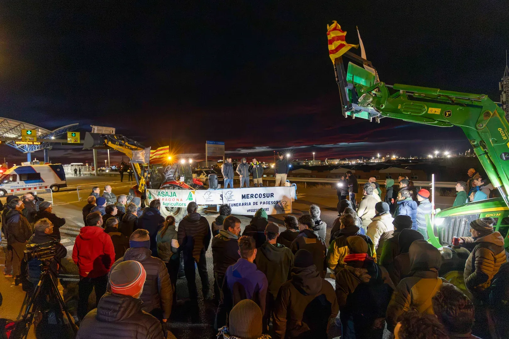 Tall de l'aduana del Port de Tarragona per part dels pagesos, 8 de gener 2026