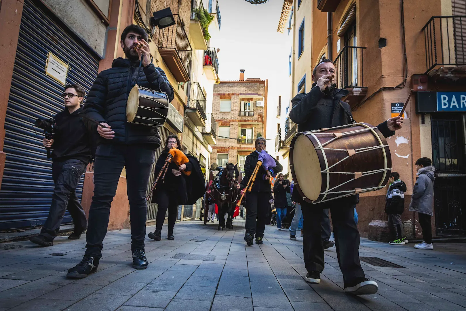 Cercavila del porquet de Valls